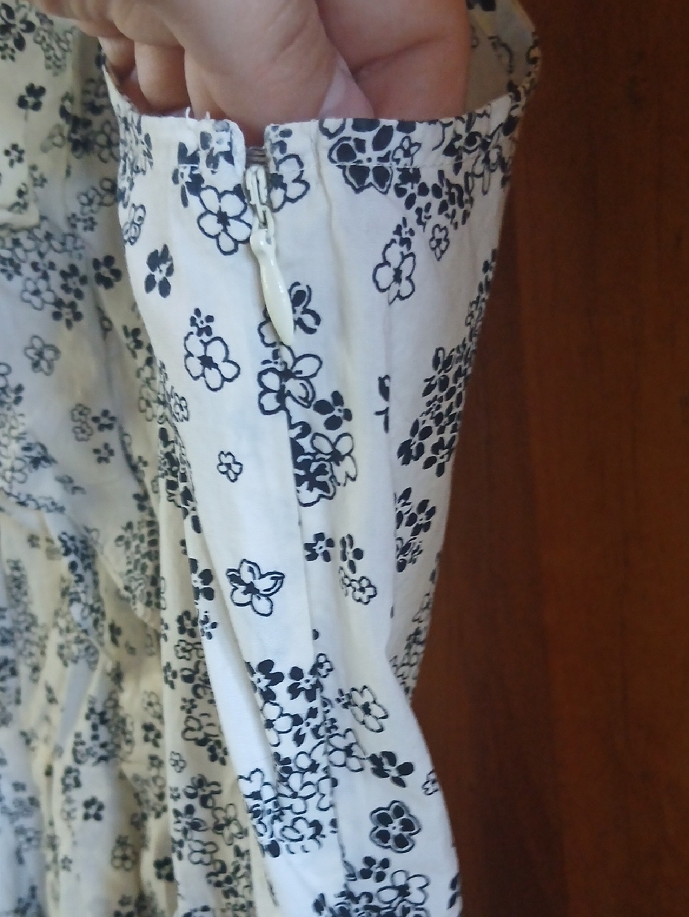 Elle Floral Collared Dress - Picture 5 of 6